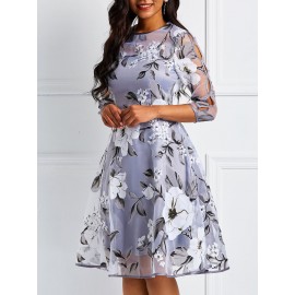 Romantic Three-Quarter Knee-Length Floral Dress 